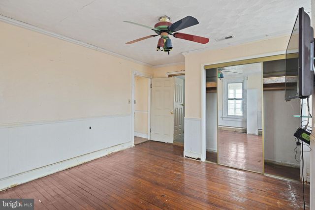 1049 POOLE RD, Westminster, MD 21157