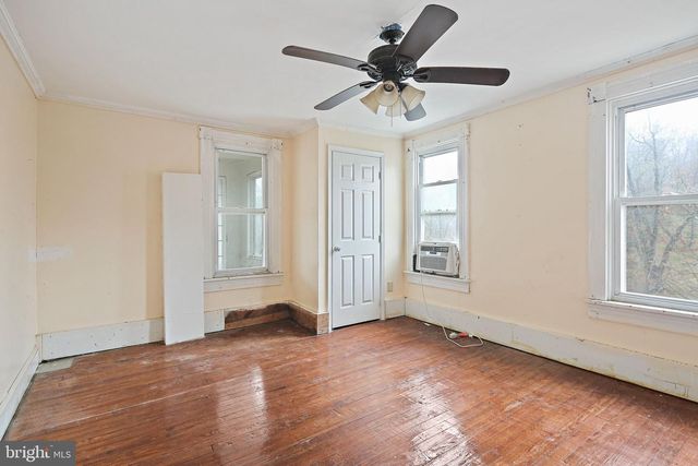 1049 POOLE RD, Westminster, MD 21157