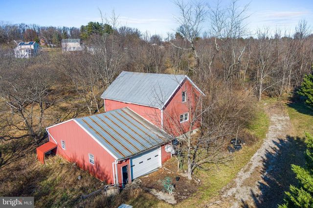 1049 POOLE RD, Westminster, MD 21157