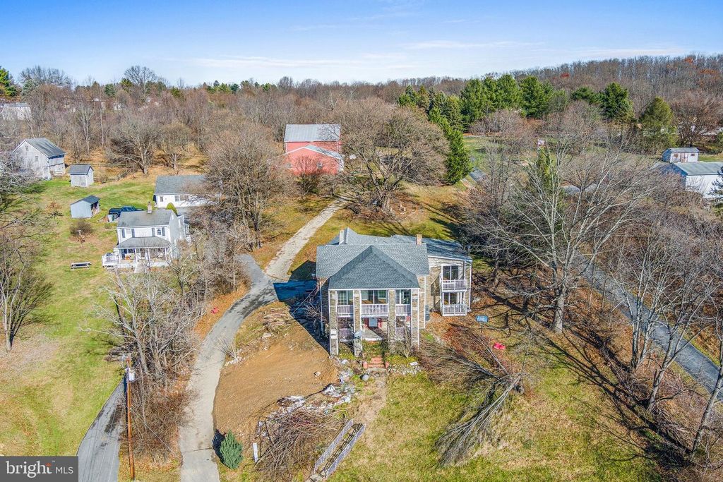 1049 POOLE RD, Westminster, MD 21157