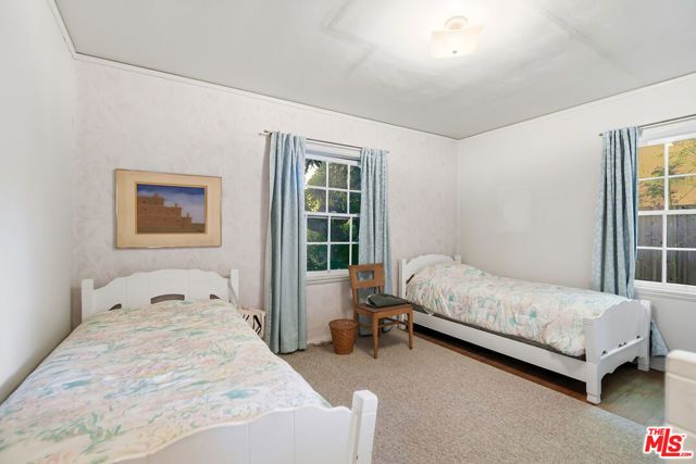 15203 Camarillo Street, Sherman Oaks, CA 91403