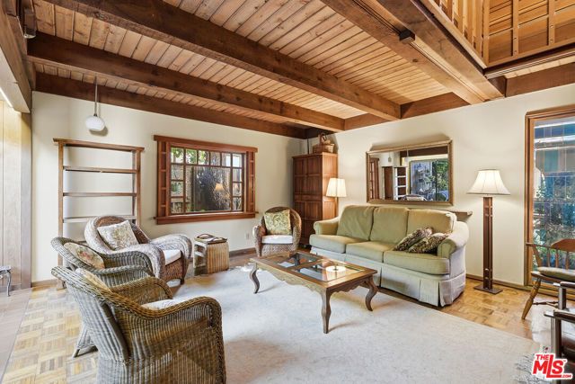 15203 Camarillo Street, Sherman Oaks, CA 91403