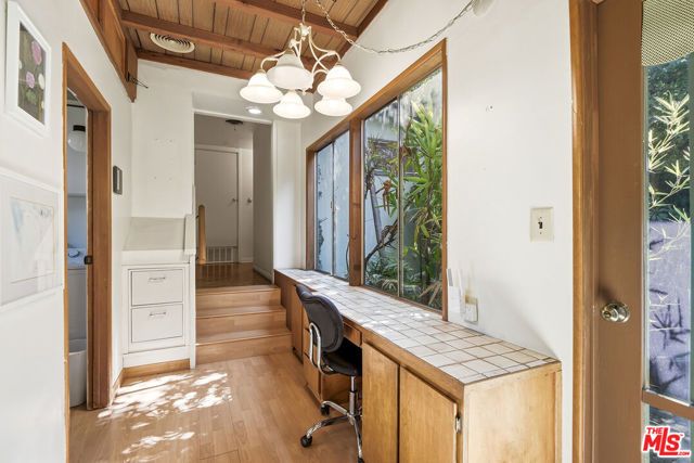 15203 Camarillo Street, Sherman Oaks, CA 91403
