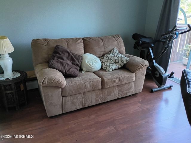 6 Lake Avenue 3B, East Brunswick, NJ 08816