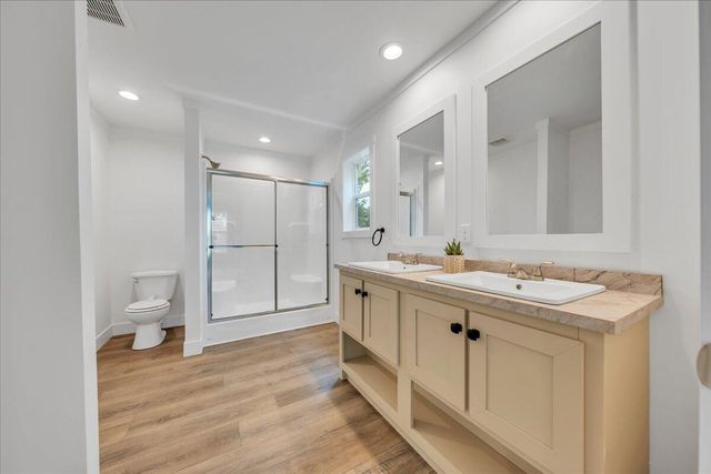 165 Spence RD, Union Hall, VA 24176