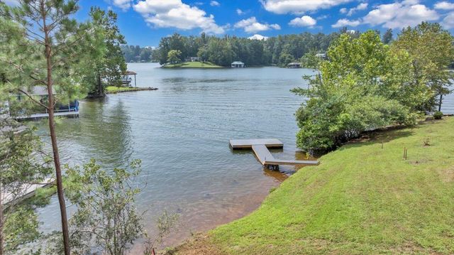 165 Spence RD, Union Hall, VA 24176