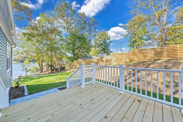 165 Spence RD, Union Hall, VA 24176