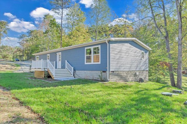 165 Spence RD, Union Hall, VA 24176