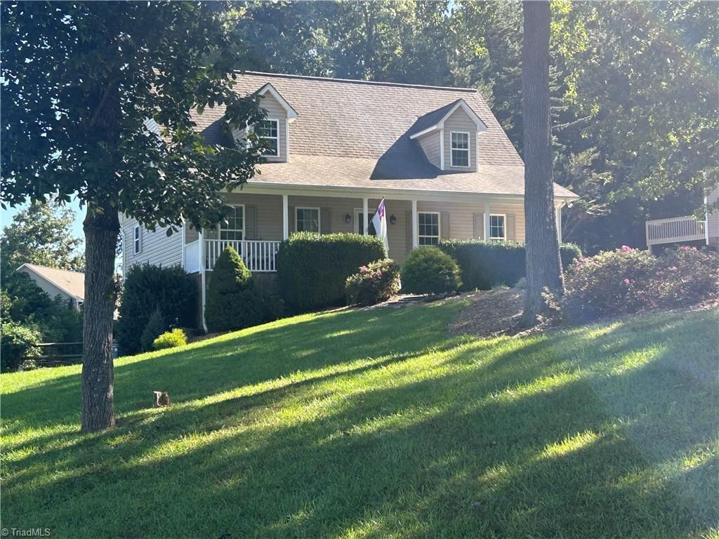 2586 Butterfly Trail, Randleman, NC 27317
