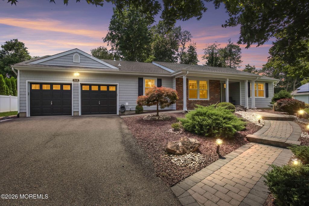 240 Concord Drive, Freehold, NJ 07728