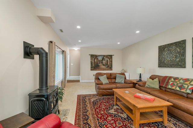 35 Gordon Mountain Road, Windham, NH 03087