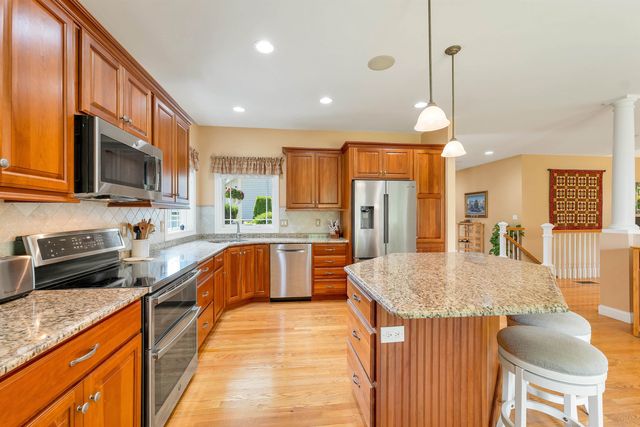 35 Gordon Mountain Road, Windham, NH 03087