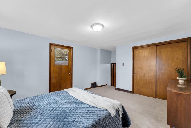 W305S5060 Highway 83, Mukwonago, WI 53149