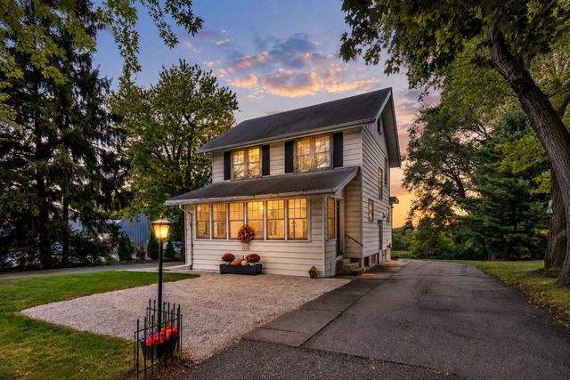 W305S5060 Highway 83, Mukwonago, WI 53149