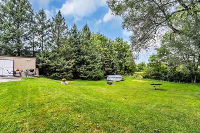 W305S5060 Highway 83, Mukwonago, WI 53149