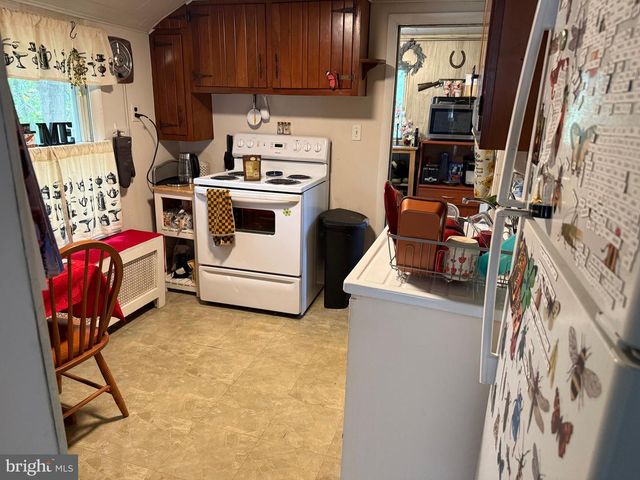 152 3RD AVE, Broomall, PA 19008