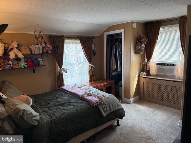 152 3RD AVE, Broomall, PA 19008