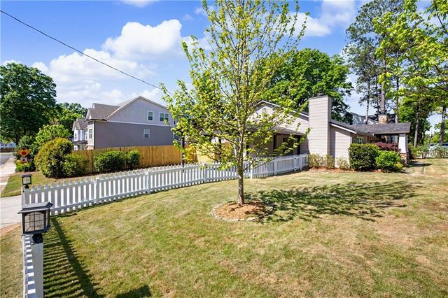 1606 Walker Street SE, Smyrna, GA 30080