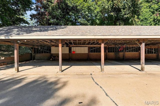 12952 Bryce Canyon Drive B, Maryland Heights, MO 63043