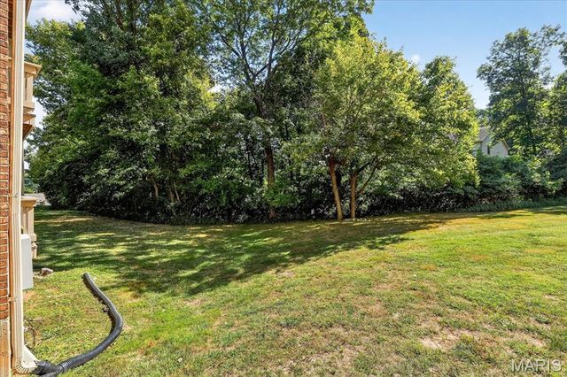 12952 Bryce Canyon Drive B, Maryland Heights, MO 63043