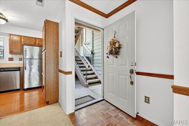 12952 Bryce Canyon Drive B, Maryland Heights, MO 63043