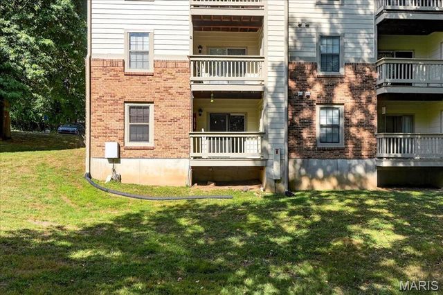 12952 Bryce Canyon Drive B, Maryland Heights, MO 63043