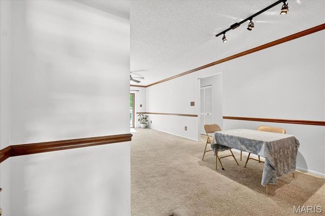 12952 Bryce Canyon Drive B, Maryland Heights, MO 63043