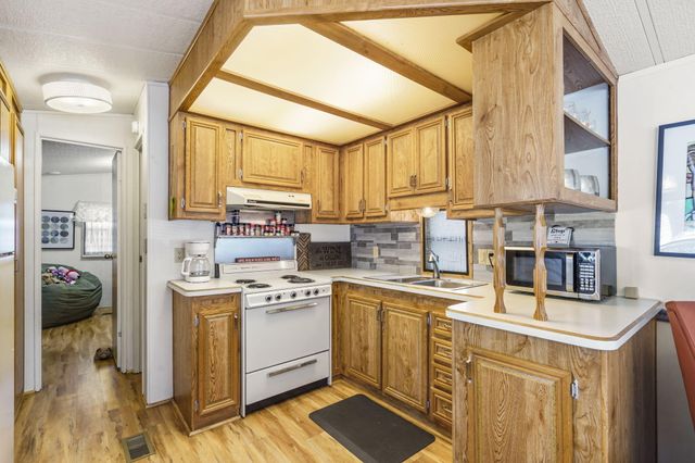 209 Blue Bird Lane, Branson, MO 65616