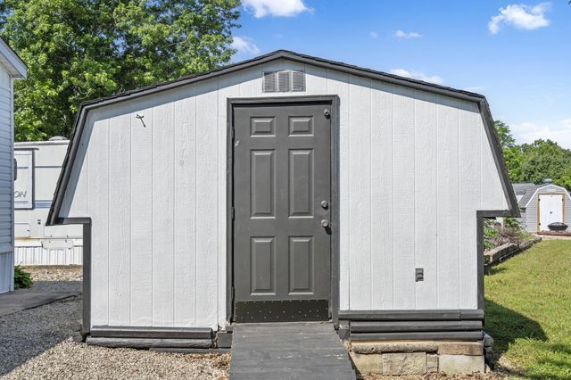 209 Blue Bird Lane, Branson, MO 65616