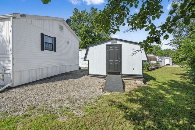 209 Blue Bird Lane, Branson, MO 65616
