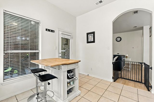 3906 Canton Court, Denton, TX 76208