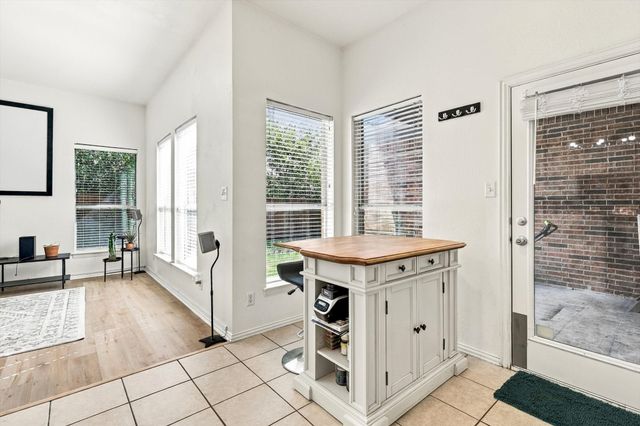 3906 Canton Court, Denton, TX 76208