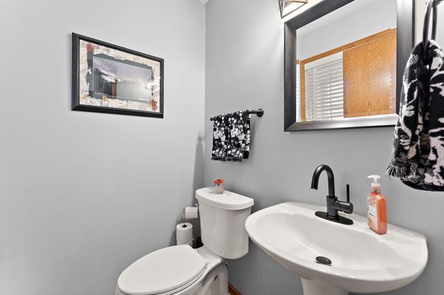 7556 Ojibway Park Bay, Woodbury, MN 55125