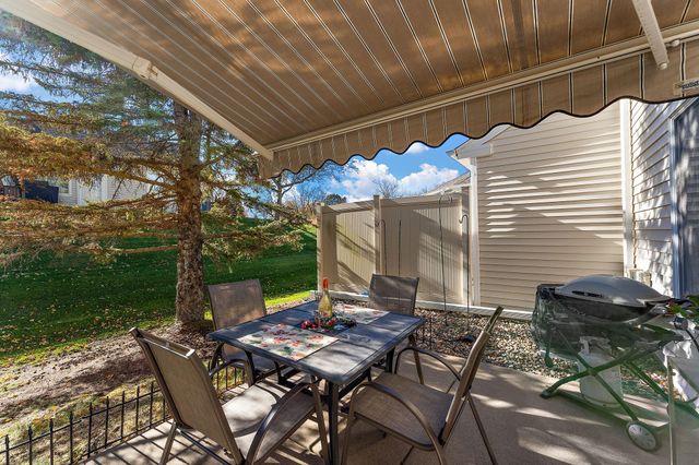 7556 Ojibway Park Bay, Woodbury, MN 55125