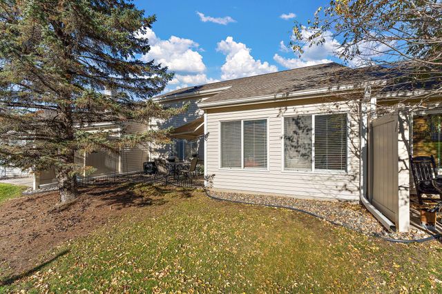 7556 Ojibway Park Bay, Woodbury, MN 55125