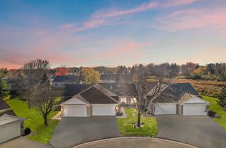 7556 Ojibway Park Bay, Woodbury, MN 55125