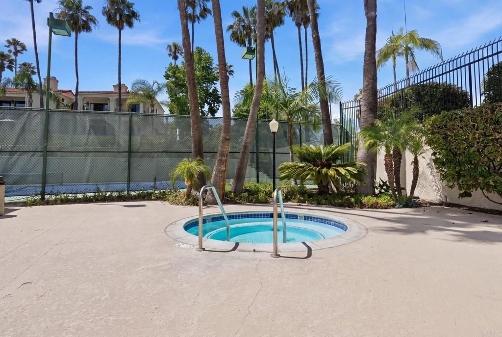 Image 30 of property listing at 3140 Arroyo Vista, Carlsbad, CA 92009