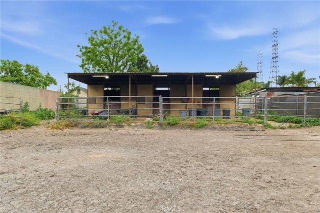 456 W Bennett, Compton, CA 90220