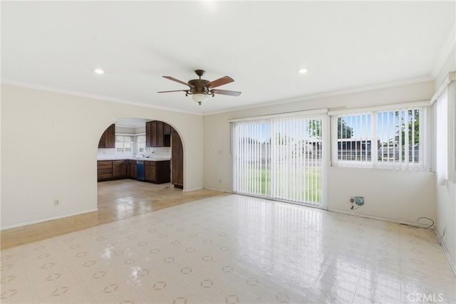 456 W Bennett, Compton, CA 90220