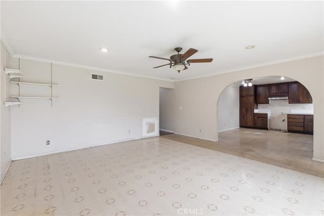 456 W Bennett, Compton, CA 90220