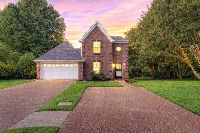 8314 MANGROVE DR, Memphis, TN 38016