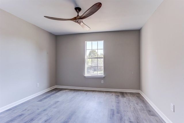 8314 MANGROVE DR, Memphis, TN 38016