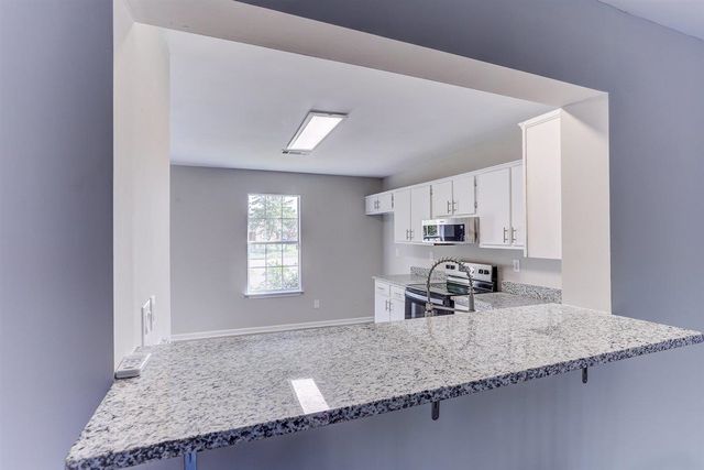 8314 MANGROVE DR, Memphis, TN 38016