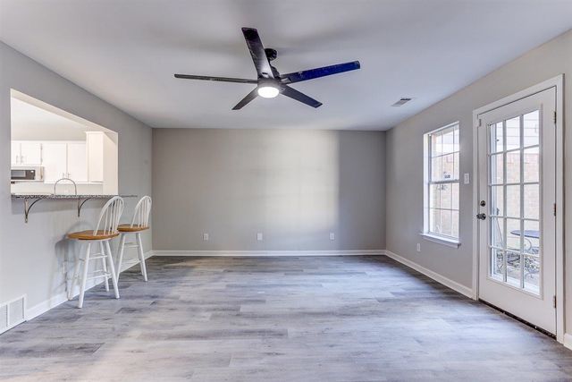 8314 MANGROVE DR, Memphis, TN 38016