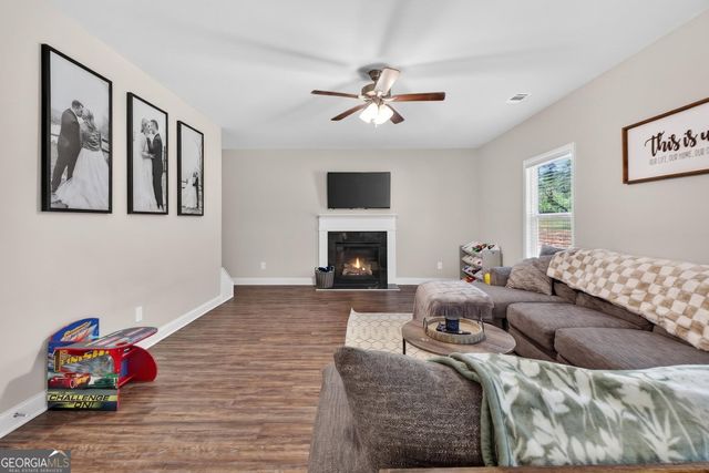 606 Sutton Road, Forsyth, GA 31029