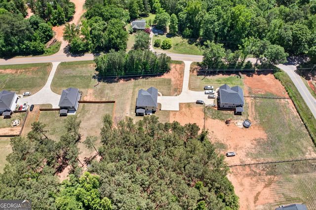 606 Sutton Road, Forsyth, GA 31029