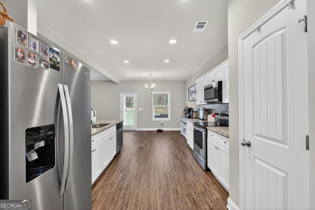 606 Sutton Road, Forsyth, GA 31029