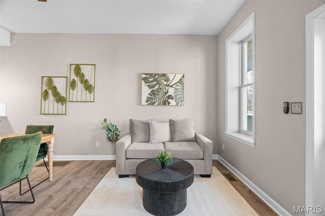 2253 Indiana Avenue, St Louis, MO 63104