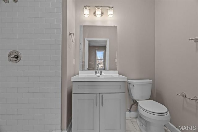 2253 Indiana Avenue, St Louis, MO 63104