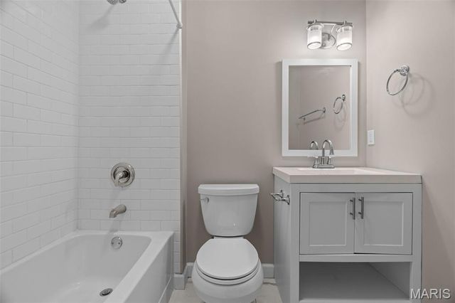 2253 Indiana Avenue, St Louis, MO 63104